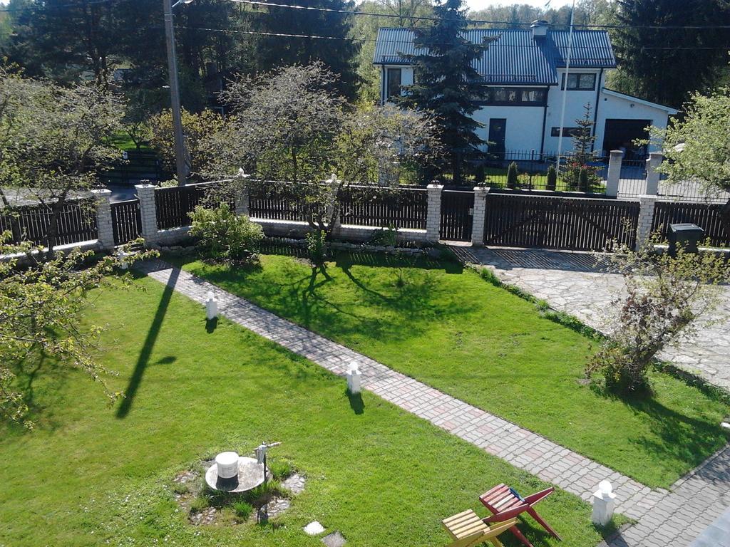 Oti Guesthouse ทาลลินน์ ภายนอก รูปภาพ
