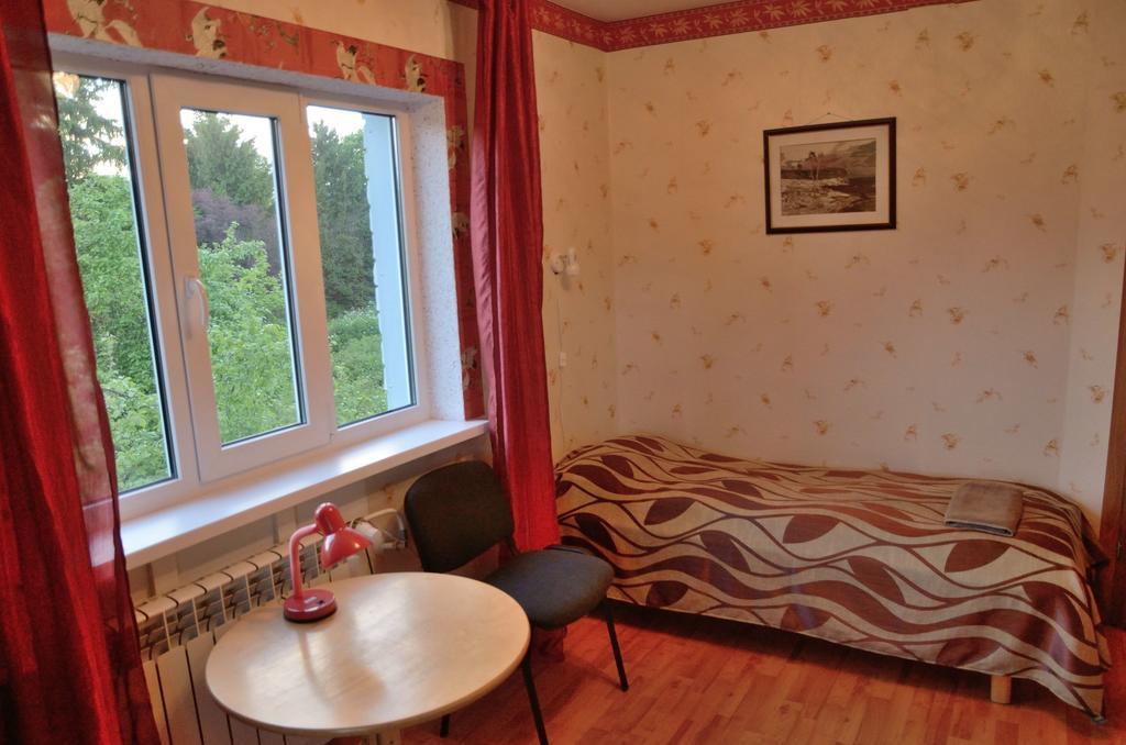 Oti Guesthouse ทาลลินน์ ภายนอก รูปภาพ